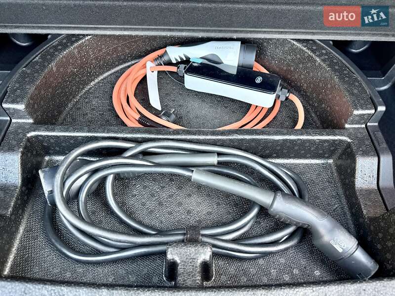 Внедорожник / Кроссовер Kia Niro 2019 в Бердичеве фото 94 Внедорожник / Кроссовер Kia Niro 2019 в Бердичеве