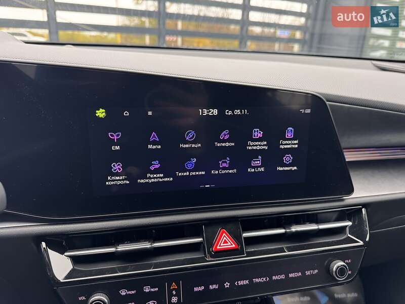 Внедорожник / Кроссовер Kia Niro 2023 в Ровно