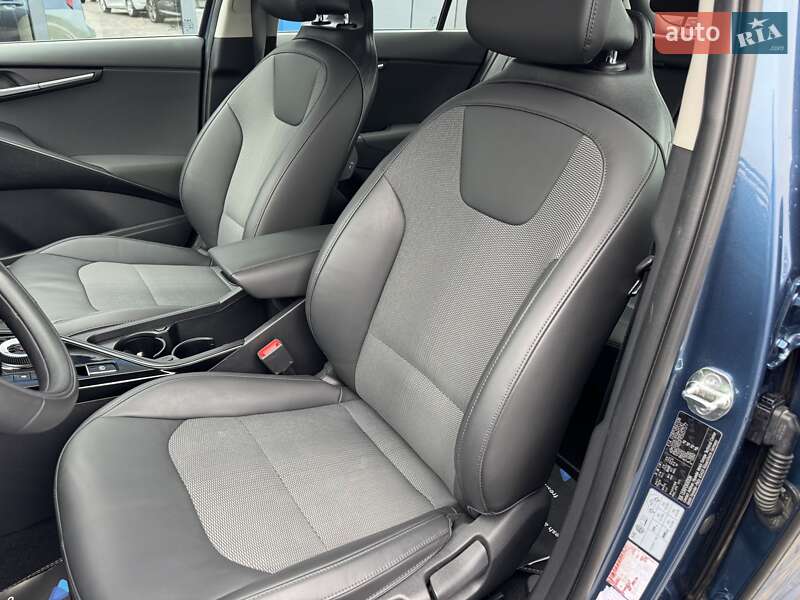 Внедорожник / Кроссовер Kia Niro 2023 в Ровно