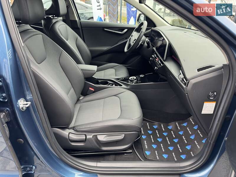 Внедорожник / Кроссовер Kia Niro 2023 в Ровно