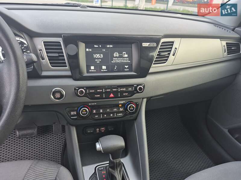 Внедорожник / Кроссовер Kia Niro 2017 в Кропивницком фото 12 Внедорожник / Кроссовер Kia Niro 2017 в Кропивницком