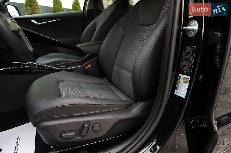 Внедорожник / Кроссовер Kia Niro 2024 в Дрогобыче