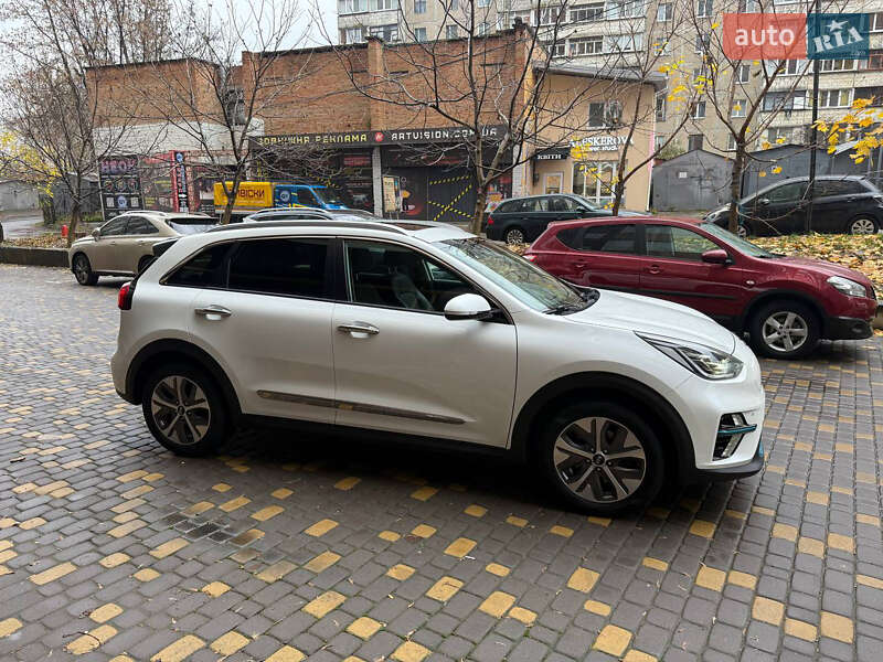 Позашляховик / Кросовер Kia Niro 2020 в Вінниці