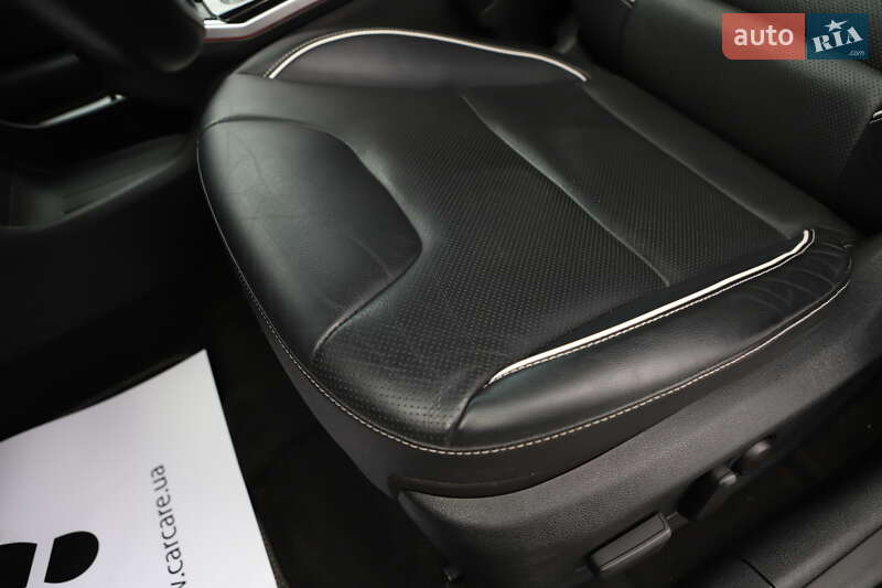 Внедорожник / Кроссовер Kia Niro 2020 в Дрогобыче