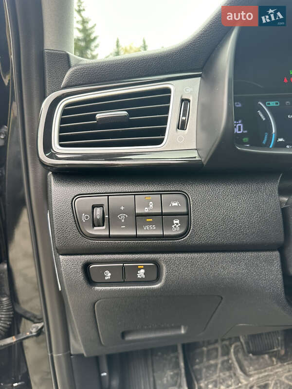 Внедорожник / Кроссовер Kia Niro 2019 в Тернополе фото 41 Внедорожник / Кроссовер Kia Niro 2019 в Тернополе