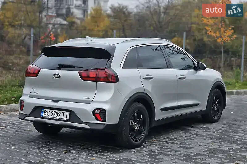 Внедорожник / Кроссовер Kia Niro 2019 в Львове фото 6 Внедорожник / Кроссовер Kia Niro 2019 в Львове