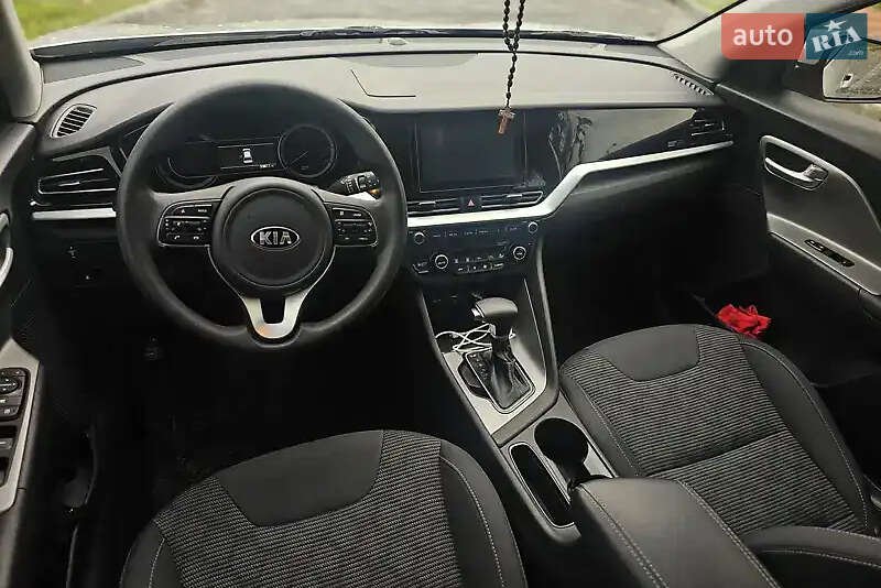 Внедорожник / Кроссовер Kia Niro 2019 в Львове фото 12 Внедорожник / Кроссовер Kia Niro 2019 в Львове