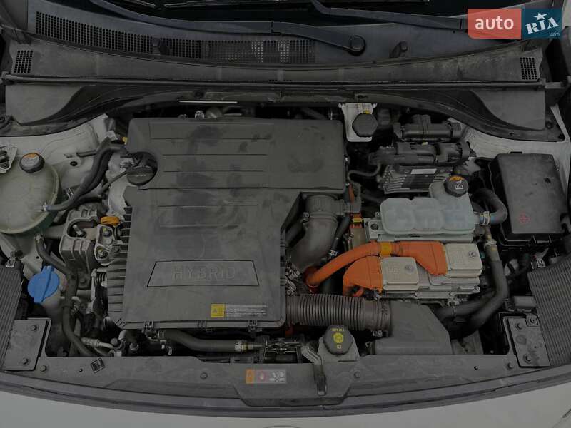 Внедорожник / Кроссовер Kia Niro 2019 в Львове фото 10 Внедорожник / Кроссовер Kia Niro 2019 в Львове