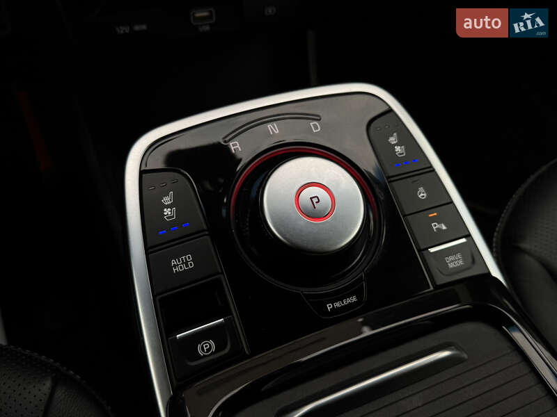 Позашляховик / Кросовер Kia Niro 2020 в Тернополі