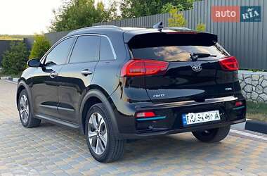 Внедорожник / Кроссовер Kia Niro 2020 в Гусятине