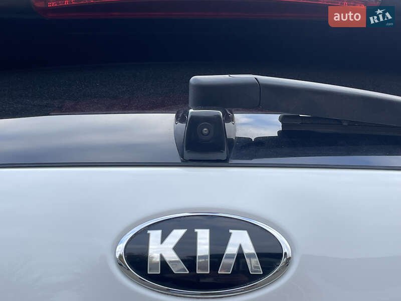 Внедорожник / Кроссовер Kia Niro 2021 в Луцке