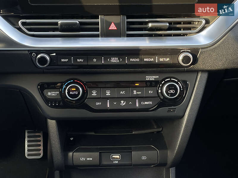 Внедорожник / Кроссовер Kia Niro 2021 в Луцке