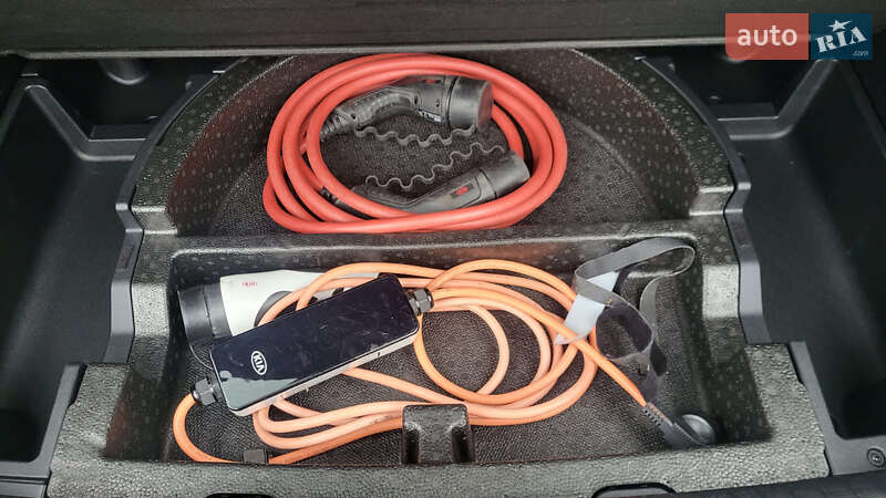 Внедорожник / Кроссовер Kia Niro 2020 в Киеве