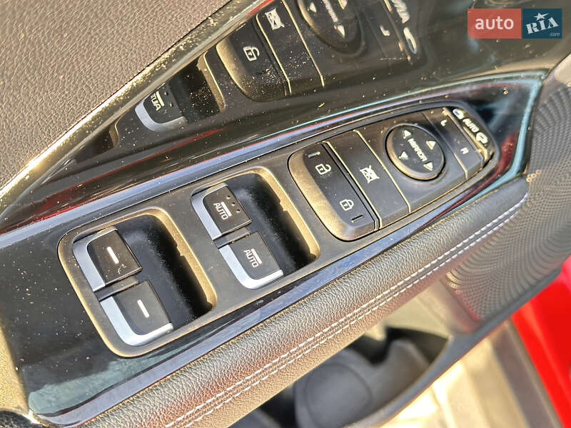 Позашляховик / Кросовер Kia Niro 2020 в Тернополі