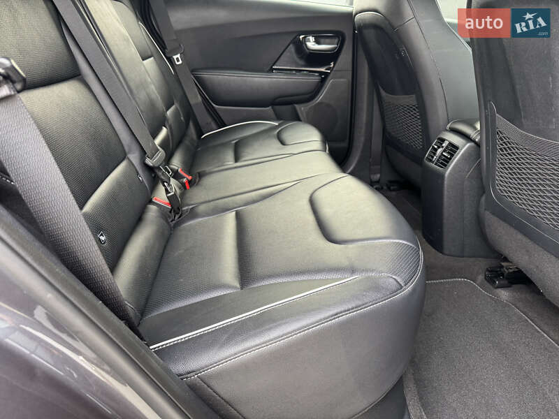 Внедорожник / Кроссовер Kia Niro 2021 в Тернополе