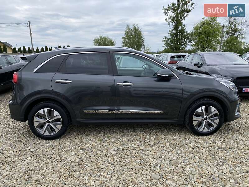 Внедорожник / Кроссовер Kia Niro 2021 в Львове