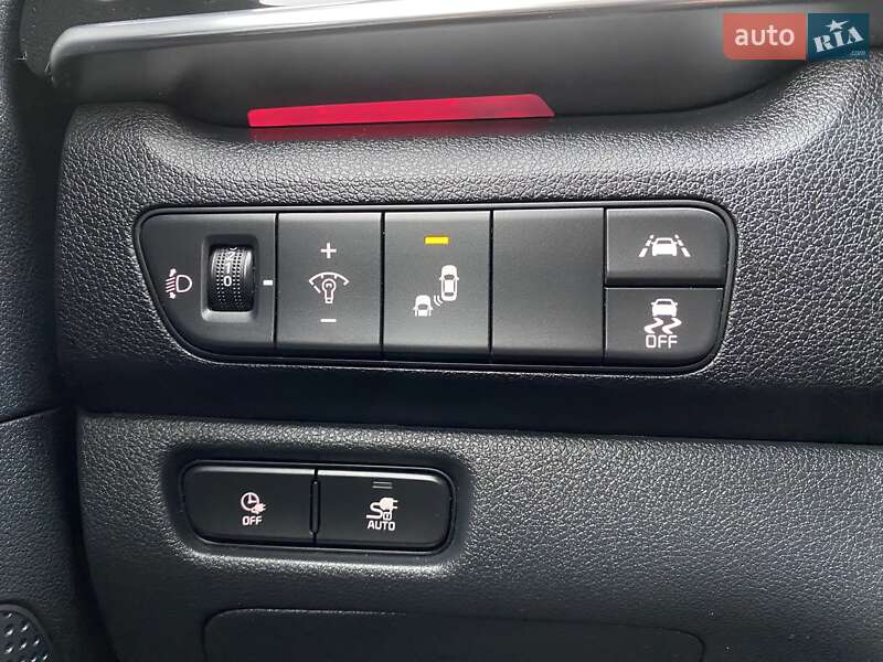 Внедорожник / Кроссовер Kia Niro 2021 в Львове