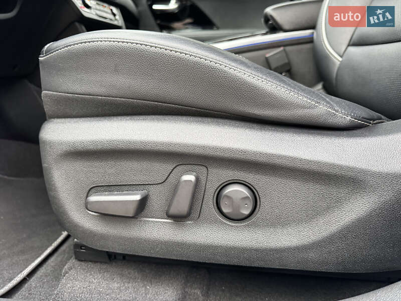 Позашляховик / Кросовер Kia Niro 2020 в Києві