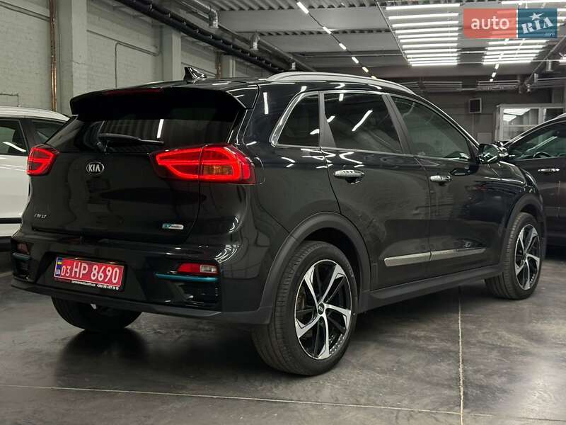 Внедорожник / Кроссовер Kia Niro 2020 в Луцке фото 6 Внедорожник / Кроссовер Kia Niro 2020 в Луцке