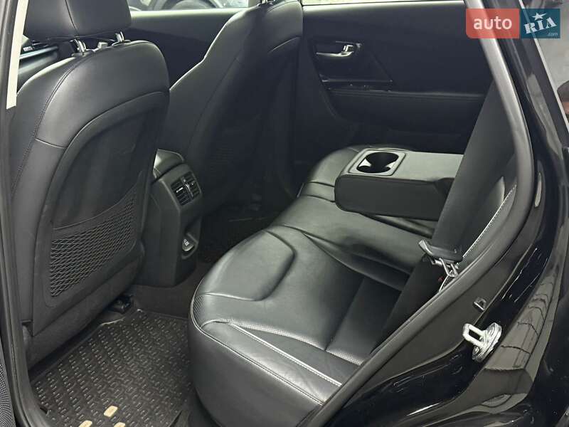 Внедорожник / Кроссовер Kia Niro 2020 в Луцке фото 35 Внедорожник / Кроссовер Kia Niro 2020 в Луцке