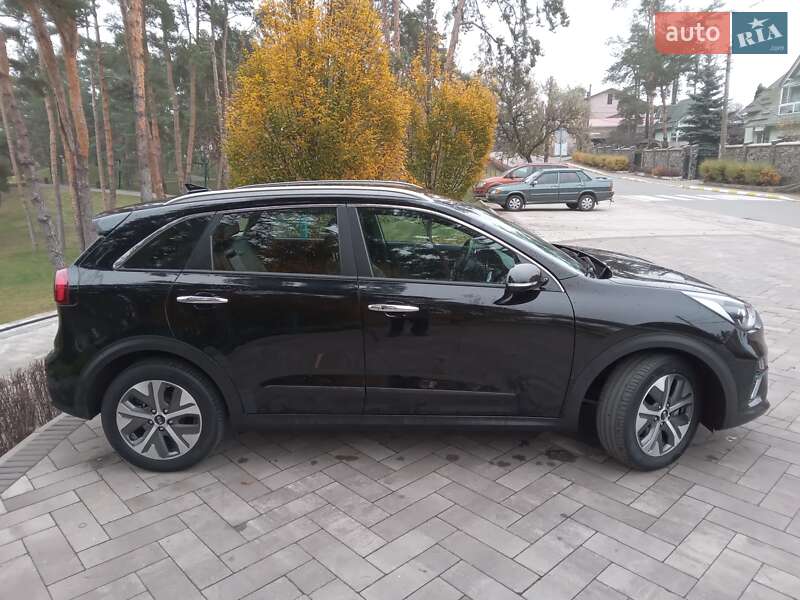 Внедорожник / Кроссовер Kia Niro 2020 в Ирпене фото 9 Внедорожник / Кроссовер Kia Niro 2020 в Ирпене