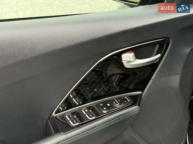 Внедорожник / Кроссовер Kia Niro 2021 в Львове