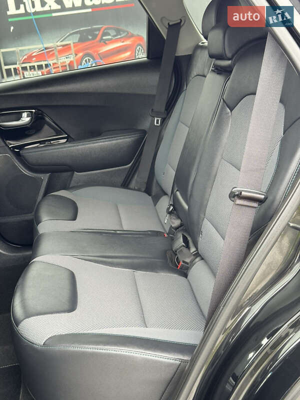 Внедорожник / Кроссовер Kia Niro 2021 в Львове