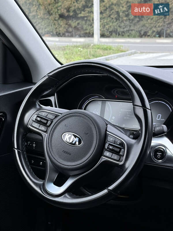 Внедорожник / Кроссовер Kia Niro 2021 в Львове