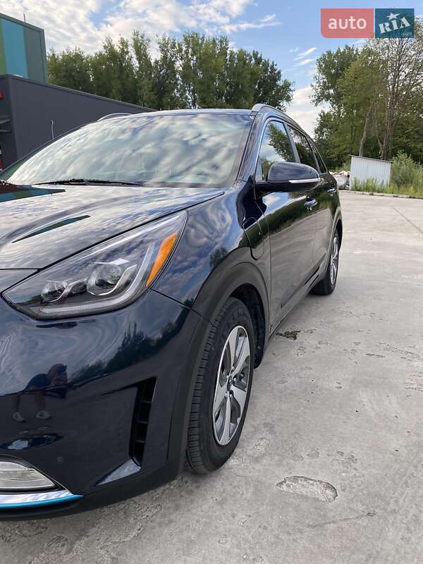 Внедорожник / Кроссовер Kia Niro 2019 в Дрогобыче