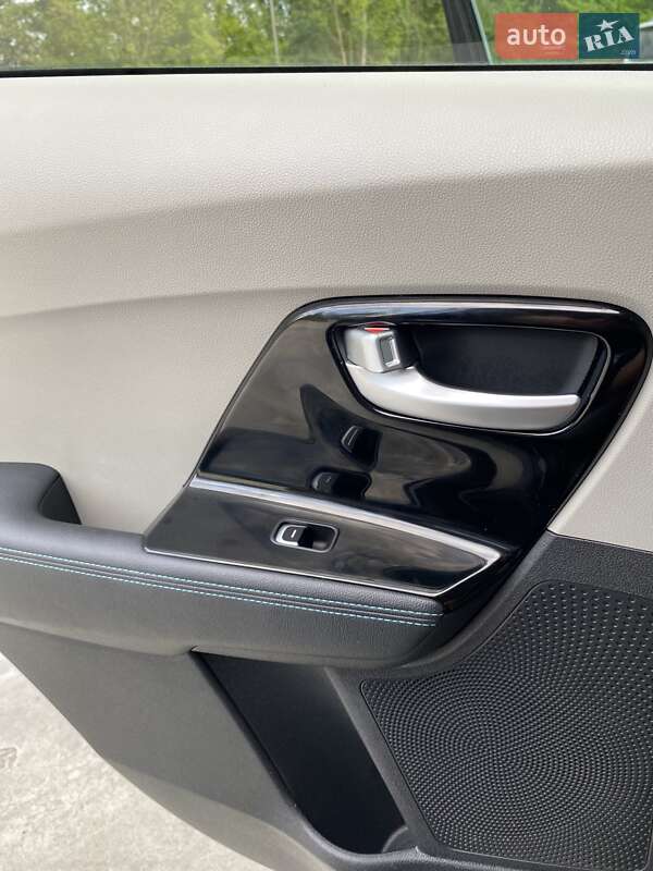 Внедорожник / Кроссовер Kia Niro 2019 в Дрогобыче