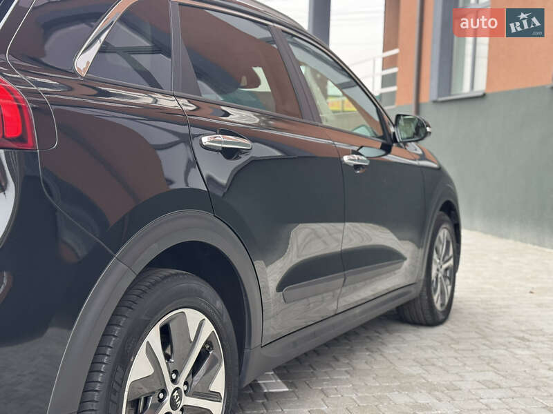 Внедорожник / Кроссовер Kia Niro 2020 в Ровно