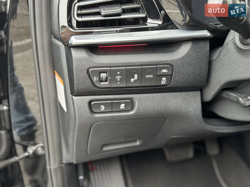 Внедорожник / Кроссовер Kia Niro 2020 в Ровно