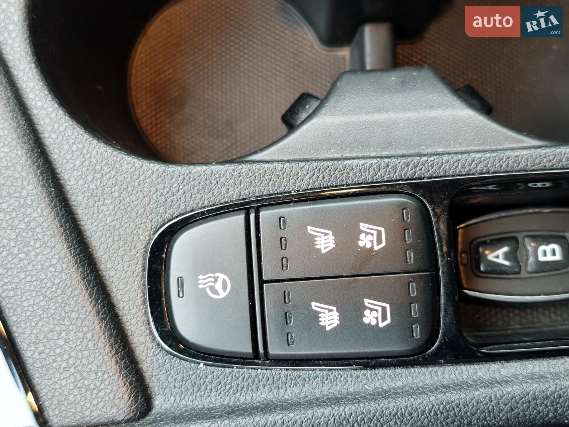 2018 Kia Niro - мініатюра 18