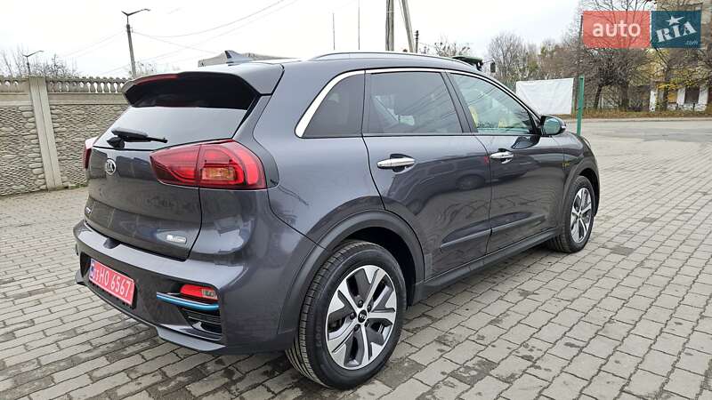 Внедорожник / Кроссовер Kia Niro 2020 в Радомышле