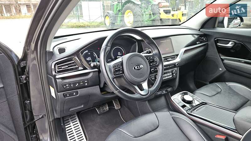 Внедорожник / Кроссовер Kia Niro 2020 в Радомышле