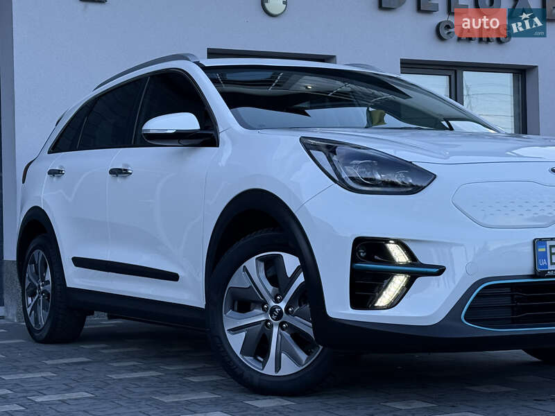 Внедорожник / Кроссовер Kia Niro 2021 в Дрогобыче