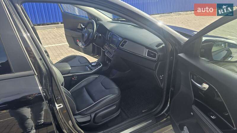 Внедорожник / Кроссовер Kia Niro 2020 в Калуше