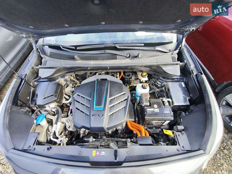 Внедорожник / Кроссовер Kia Niro 2019 в Луцке фото 74 Внедорожник / Кроссовер Kia Niro 2019 в Луцке