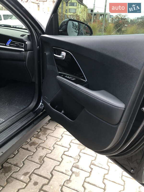 Внедорожник / Кроссовер Kia Niro 2021 в Ровно