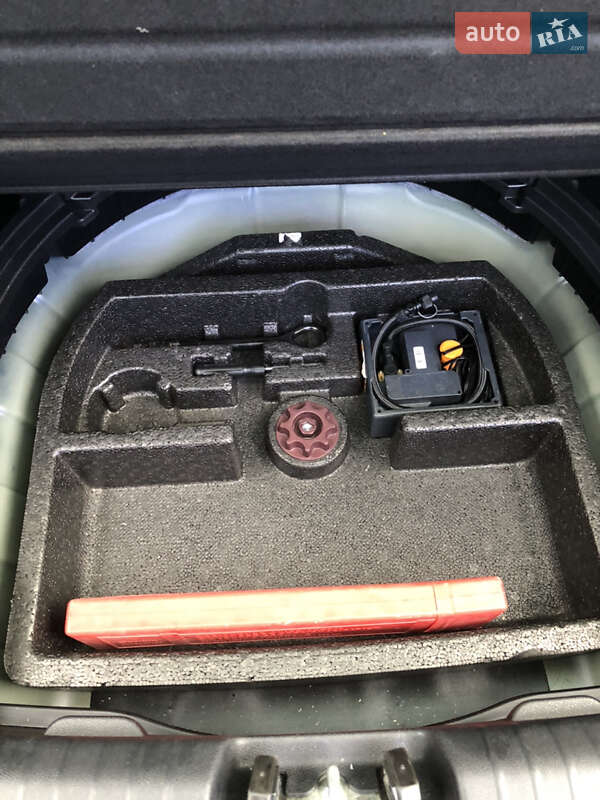 Внедорожник / Кроссовер Kia Niro 2021 в Ровно