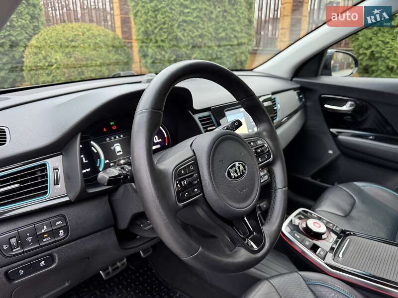 Внедорожник / Кроссовер Kia Niro 2019 в Ровно