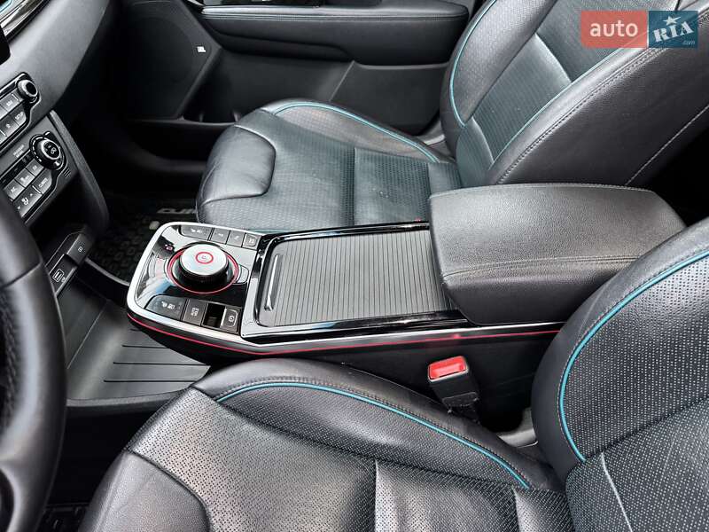 Внедорожник / Кроссовер Kia Niro 2019 в Ровно