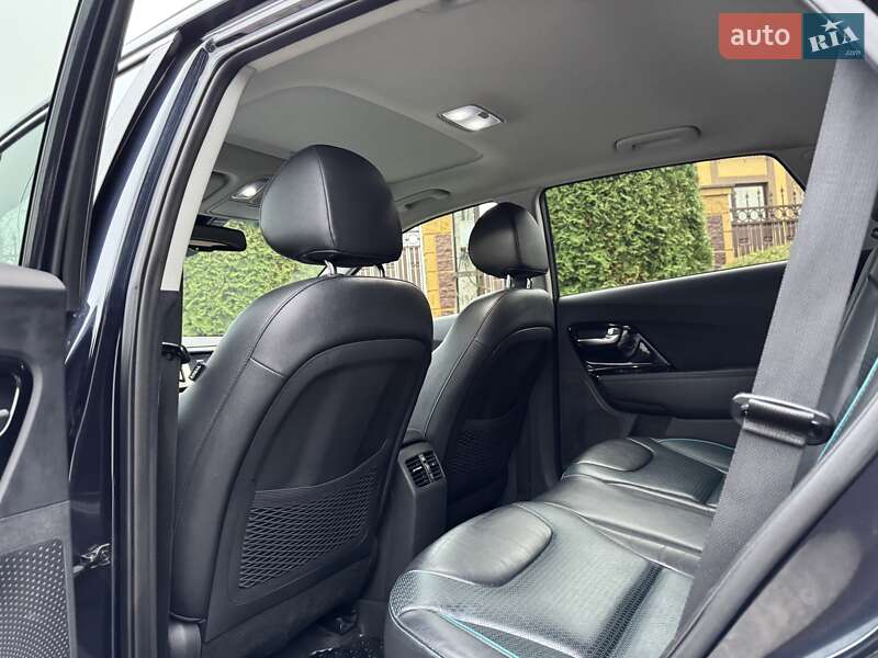 Внедорожник / Кроссовер Kia Niro 2019 в Ровно