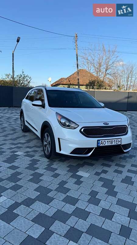 Внедорожник / Кроссовер Kia Niro 2019 в Мукачево