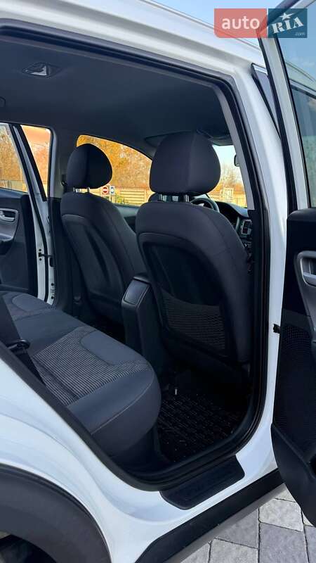 Внедорожник / Кроссовер Kia Niro 2019 в Мукачево