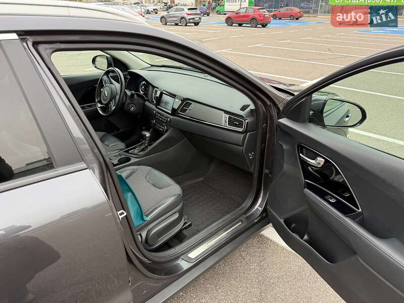 Позашляховик / Кросовер Kia Niro 2018 в Києві