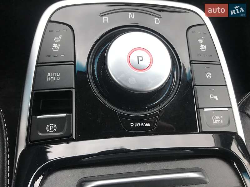 Внедорожник / Кроссовер Kia Niro 2020 в Львове