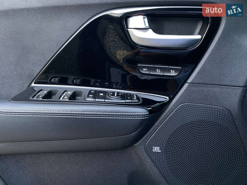 Внедорожник / Кроссовер Kia Niro 2020 в Львове