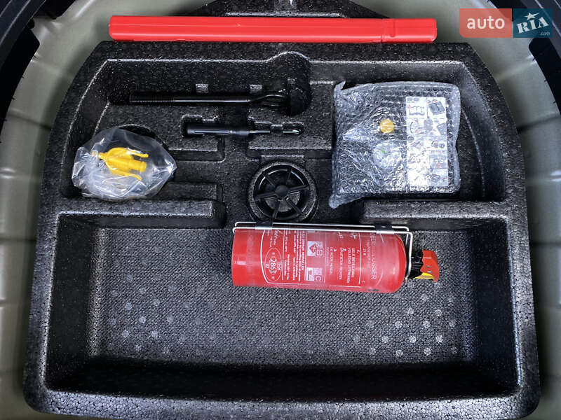 Внедорожник / Кроссовер Kia Niro 2020 в Львове