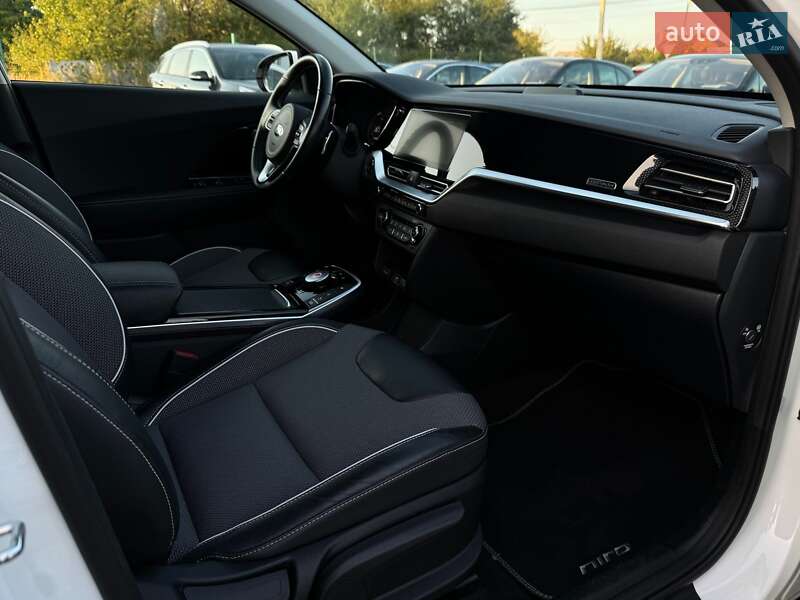 Внедорожник / Кроссовер Kia Niro 2021 в Львове